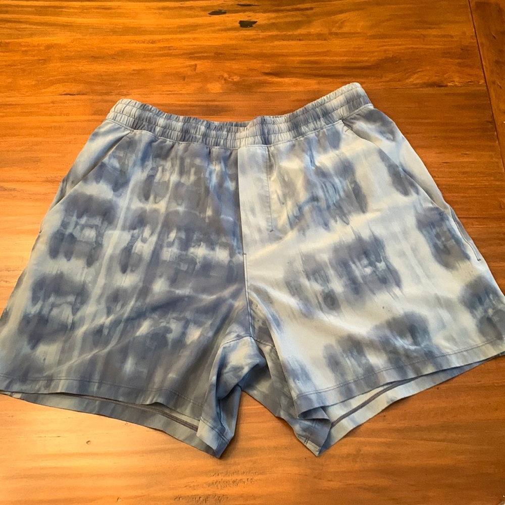 Lululemon Men’s Pace Breaker Linerless 5” short